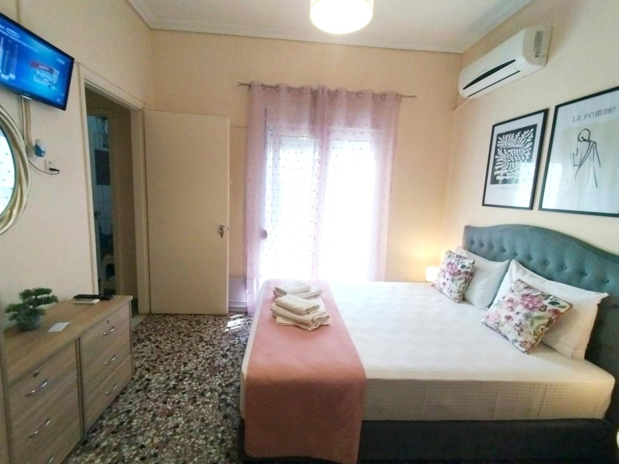 Sea Of Memories Apartment Néa Péramos Екстериор снимка