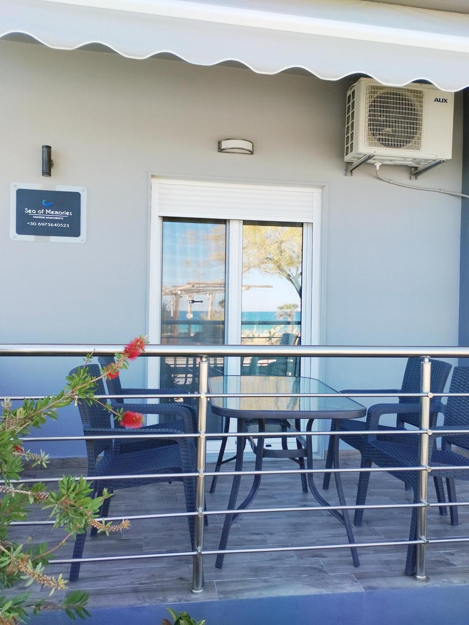 Sea Of Memories Apartment Néa Péramos Екстериор снимка